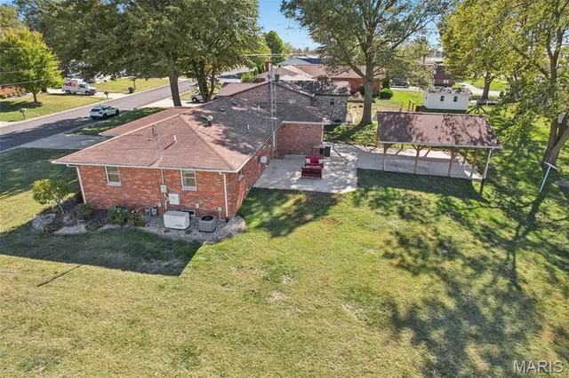 $275,000 | 17811 East Street, Breese, IL 62230