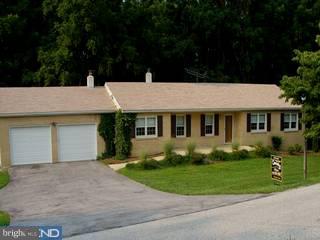 341 Hadfield Road Downingtown, PA 19335 - Photo 1 of 6 Gallery Image 1