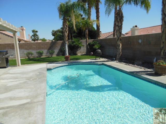 68451 Riviera Road Cathedral City, CA 92234 - Photo 6 of 8 a view of a backyard