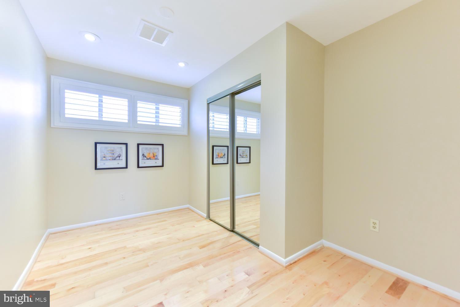 11803 Tree Fern Court Reston, VA 20191 - Photo 18 of 38 Walk-In Master Dressing Room with Dual Closets