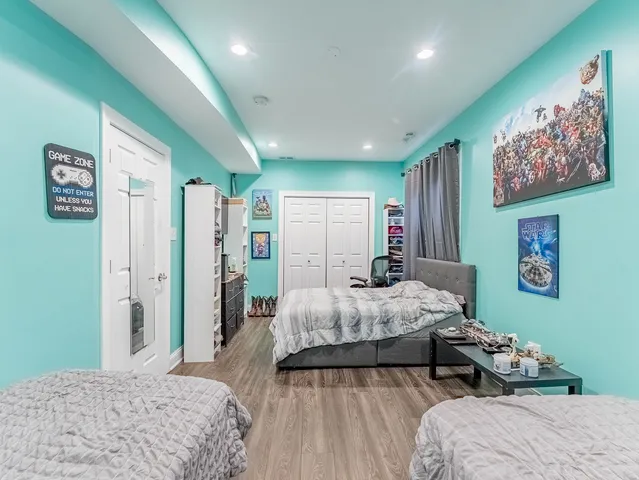 $725,000 | 5330 West Drummond Place, Chicago, IL 60639