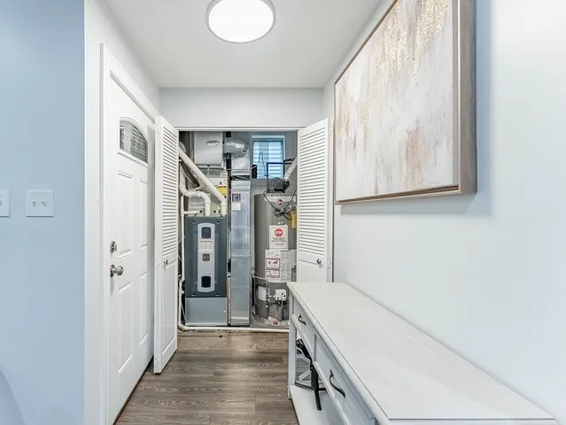 $725,000 | 5330 West Drummond Place, Chicago, IL 60639