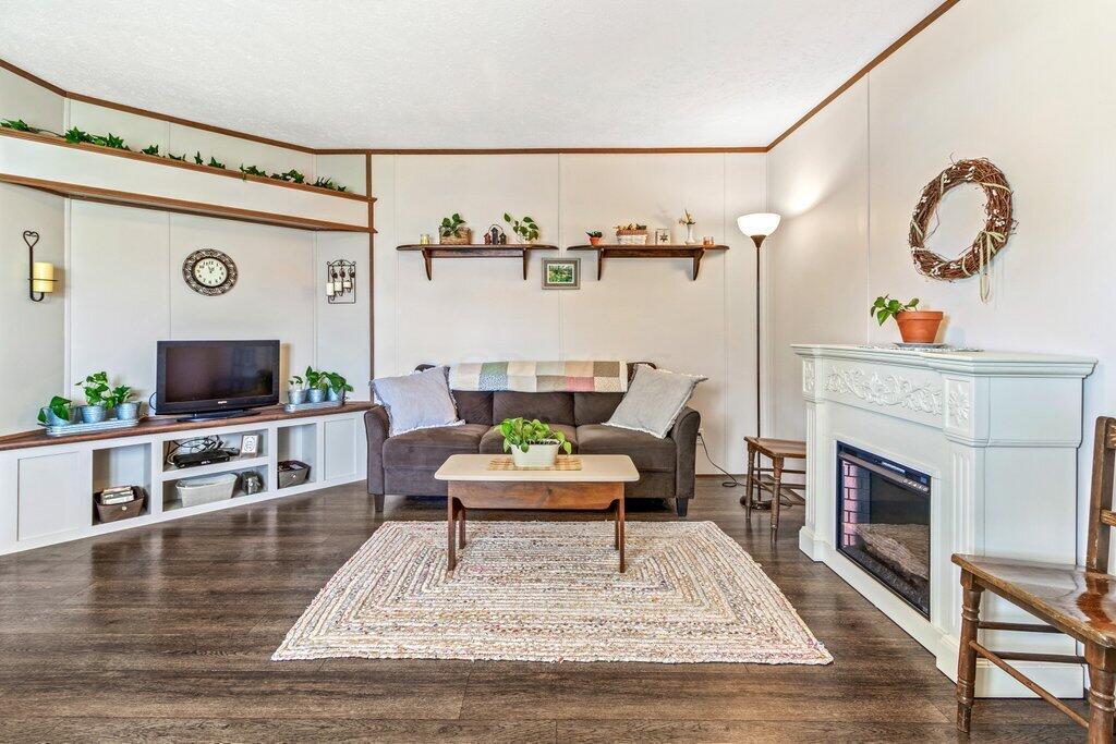 509 Michael Road Pataskala, OH 43062 - Photo 6 of 24 509 Michael Road-6.jpg-SMALL
