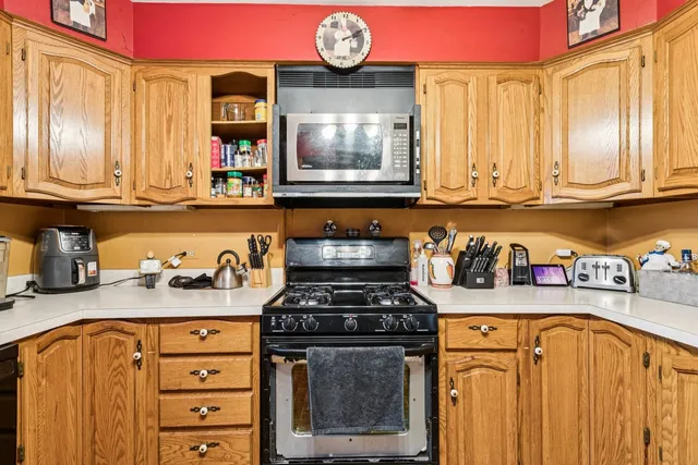 $280,000 | 25283 Timber Lane, Lake Villa, IL 60046