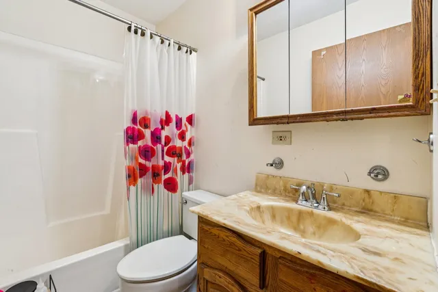 $280,000 | 25283 Timber Lane, Lake Villa, IL 60046