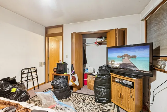 $280,000 | 25283 Timber Lane, Lake Villa, IL 60046