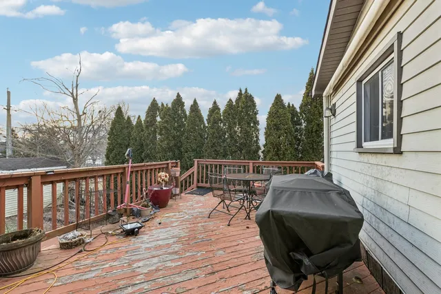 $280,000 | 25283 Timber Lane, Lake Villa, IL 60046