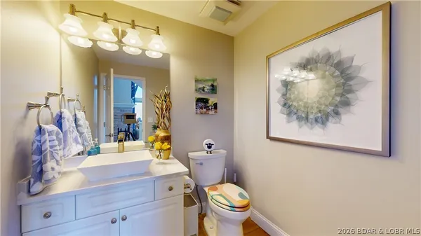 $1,295,000 | 275 Cimmaron Bay Circle, Sunrise Beach, MO 65079