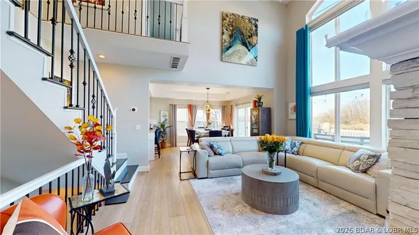 $1,295,000 | 275 Cimmaron Bay Circle, Sunrise Beach, MO 65079