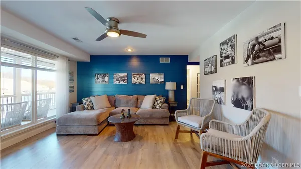 $1,295,000 | 275 Cimmaron Bay Circle, Sunrise Beach, MO 65079