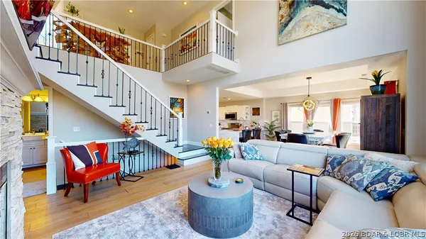 $1,295,000 | 275 Cimmaron Bay Circle, Sunrise Beach, MO 65079