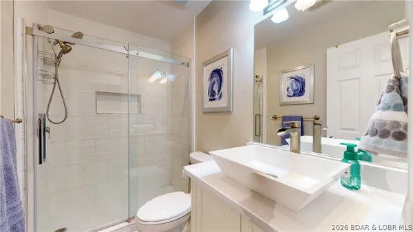 $1,295,000 | 275 Cimmaron Bay Circle, Sunrise Beach, MO 65079