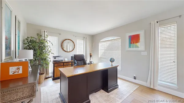 $1,295,000 | 275 Cimmaron Bay Circle, Sunrise Beach, MO 65079