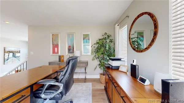 $1,295,000 | 275 Cimmaron Bay Circle, Sunrise Beach, MO 65079