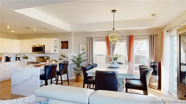 $1,295,000 | 275 Cimmaron Bay Circle, Sunrise Beach, MO 65079