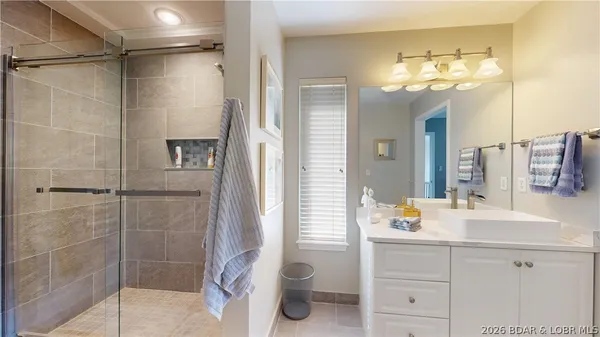 $1,295,000 | 275 Cimmaron Bay Circle, Sunrise Beach, MO 65079