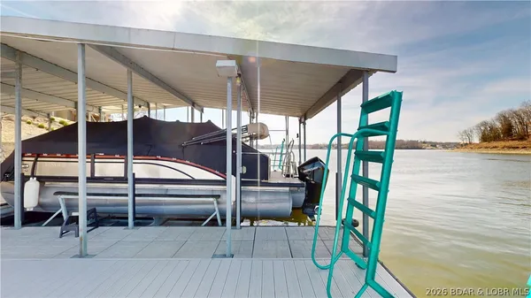 $1,295,000 | 275 Cimmaron Bay Circle, Sunrise Beach, MO 65079