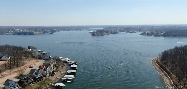 $1,295,000 | 275 Cimmaron Bay Circle, Sunrise Beach, MO 65079