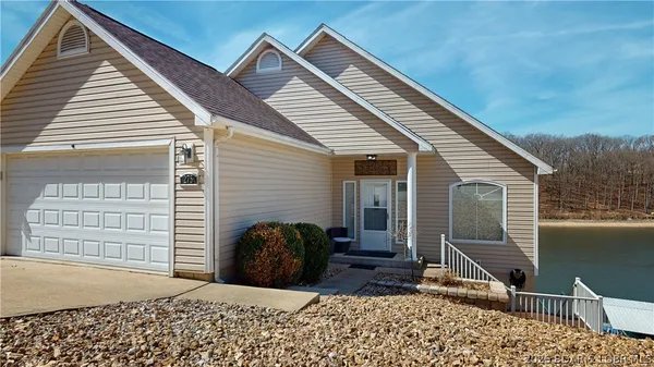 $1,295,000 | 275 Cimmaron Bay Circle, Sunrise Beach, MO 65079