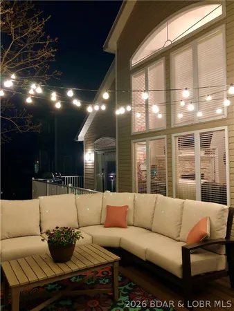 $1,295,000 | 275 Cimmaron Bay Circle, Sunrise Beach, MO 65079