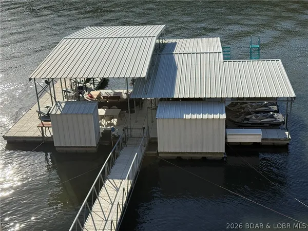 $1,295,000 | 275 Cimmaron Bay Circle, Sunrise Beach, MO 65079