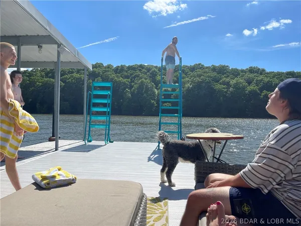 $1,295,000 | 275 Cimmaron Bay Circle, Sunrise Beach, MO 65079