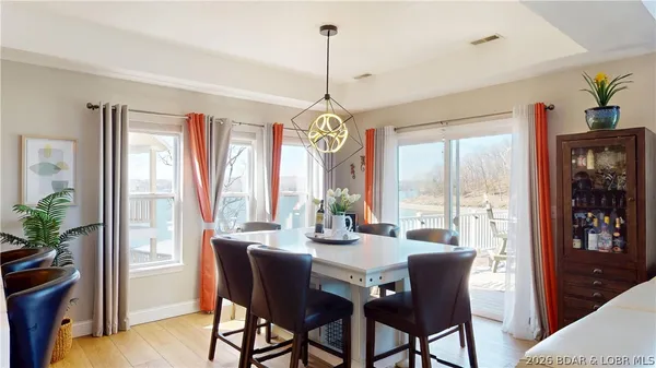 $1,295,000 | 275 Cimmaron Bay Circle, Sunrise Beach, MO 65079