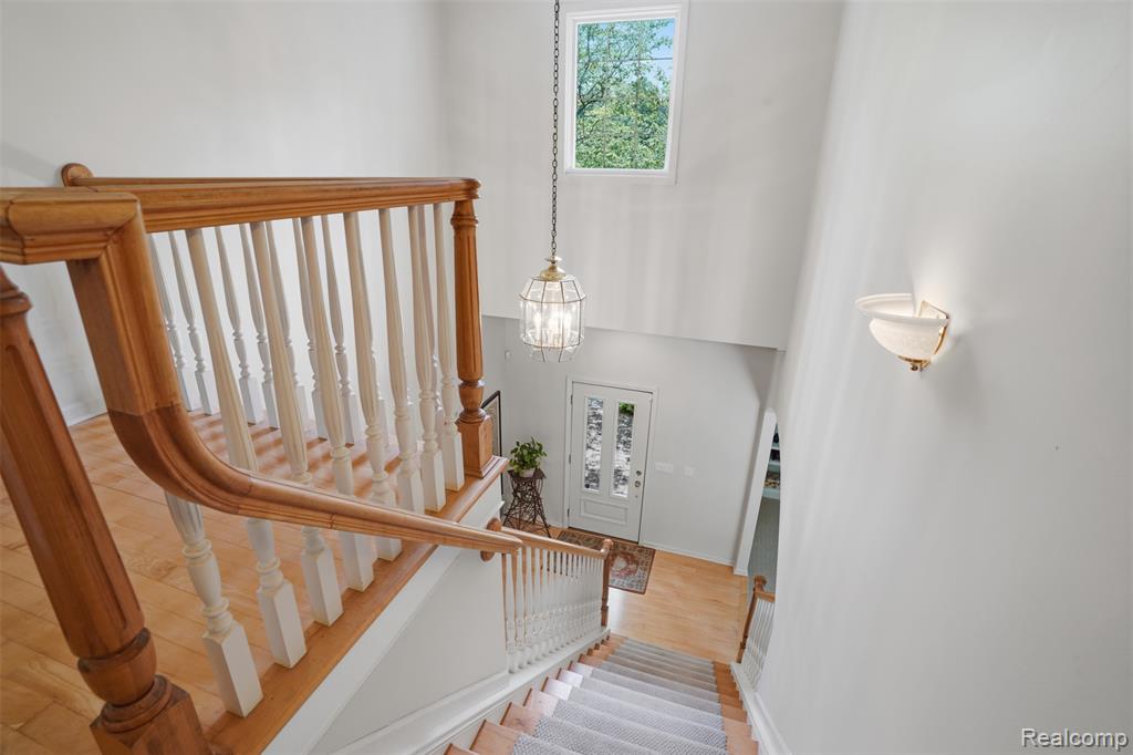 34555 Quaker Valley Road Farmington Hills, MI 48331 - Photo 20 of 53