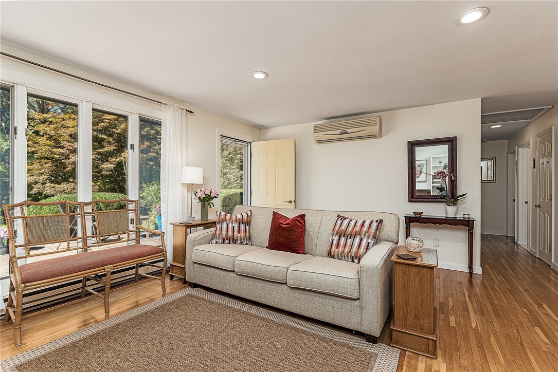 18 Bayberry Lane Charlestown, RI 02813 - Photo 7 of 41