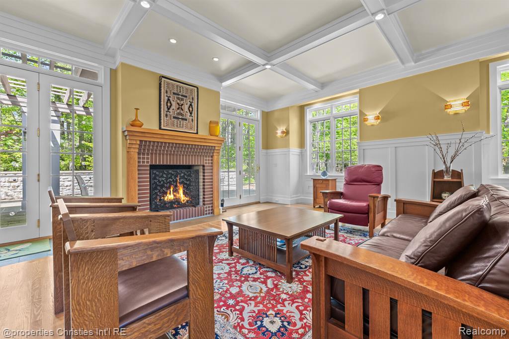 1041 Greentree Road Bloomfield Hills, MI 48304 - Photo 22 of 70