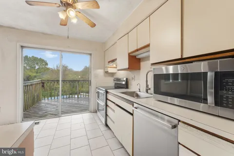 $459,900 | 17 Mamopa Court, Reisterstown, MD 21136