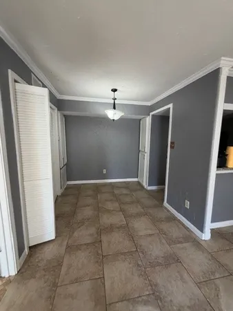 $1,250 | 7200 Clarewood Drive, Unit 702, Houston, TX 77036