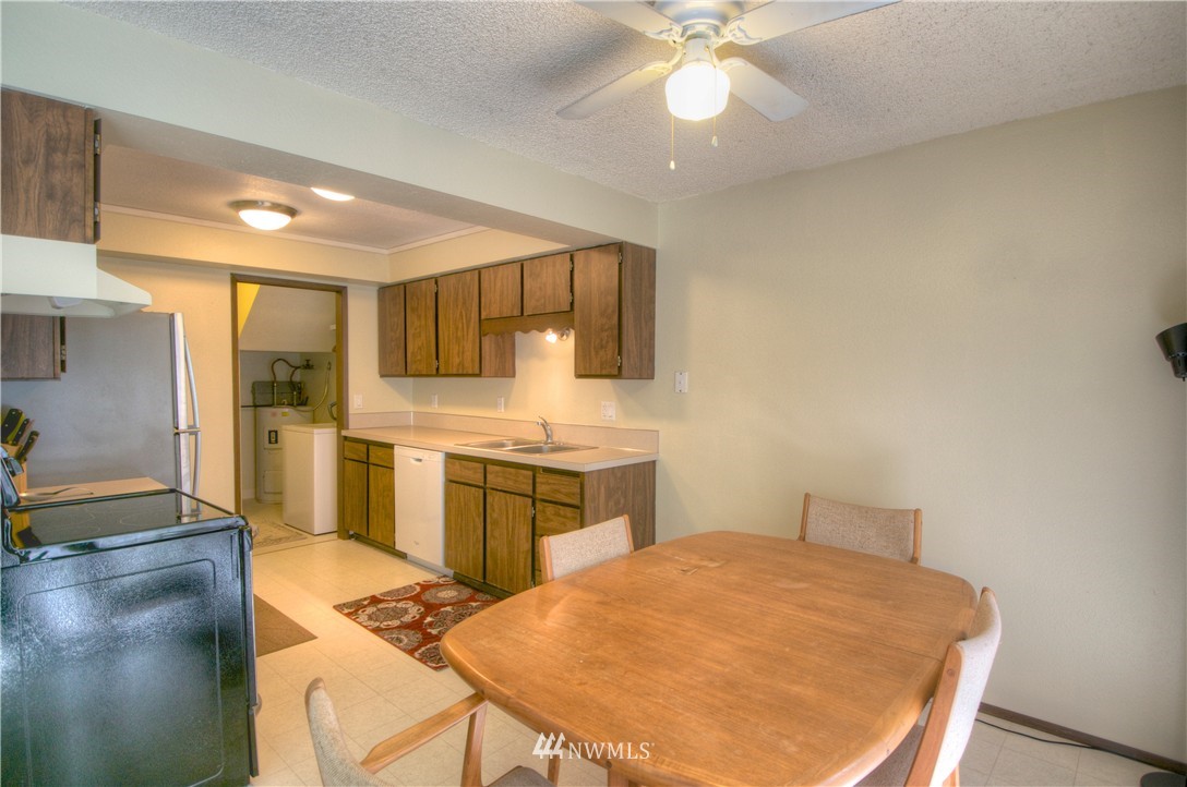 7409 Fairview Road Southwest, Unit 18 Olympia, WA 98512 - Photo 6 of 23 Gallery Image 6