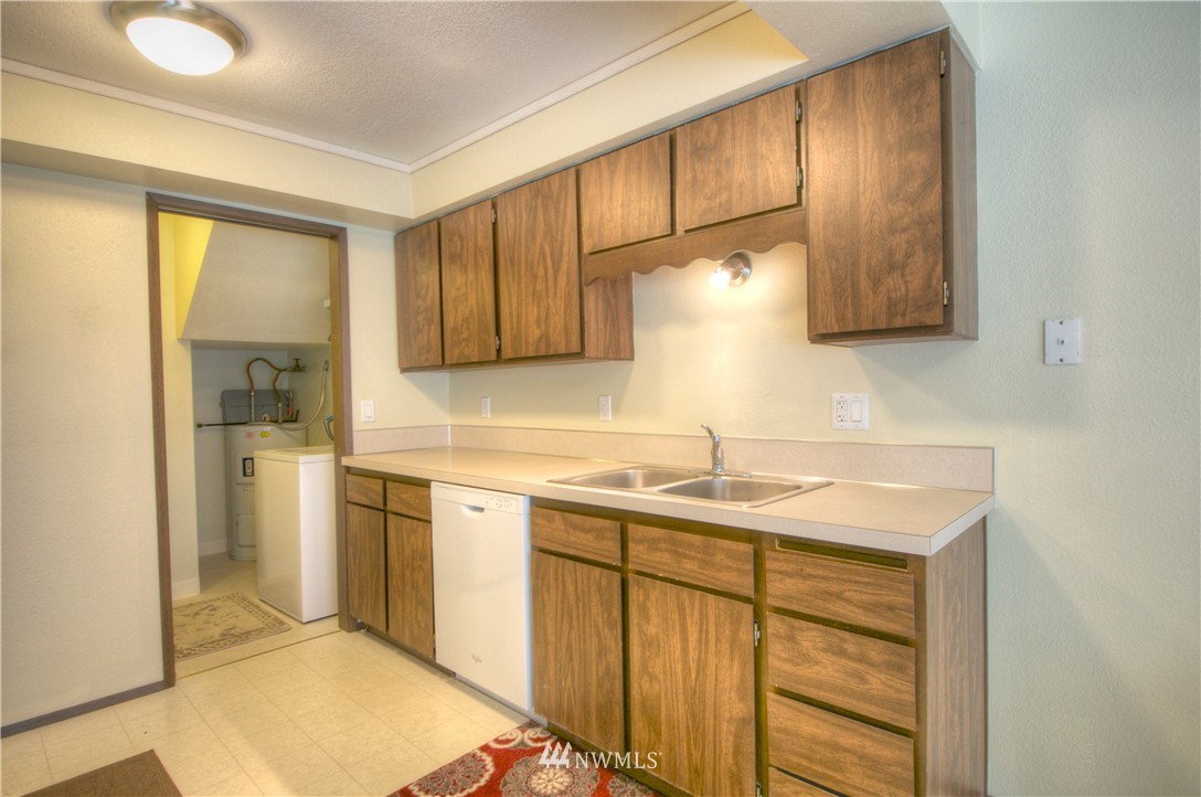 7409 Fairview Road Southwest, Unit 18 Olympia, WA 98512 - Photo 7 of 23 Gallery Image 7