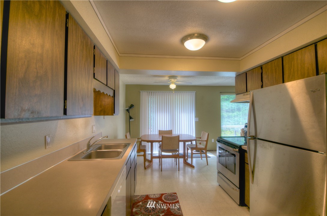 7409 Fairview Road Southwest, Unit 18 Olympia, WA 98512 - Photo 8 of 23 Gallery Image 8