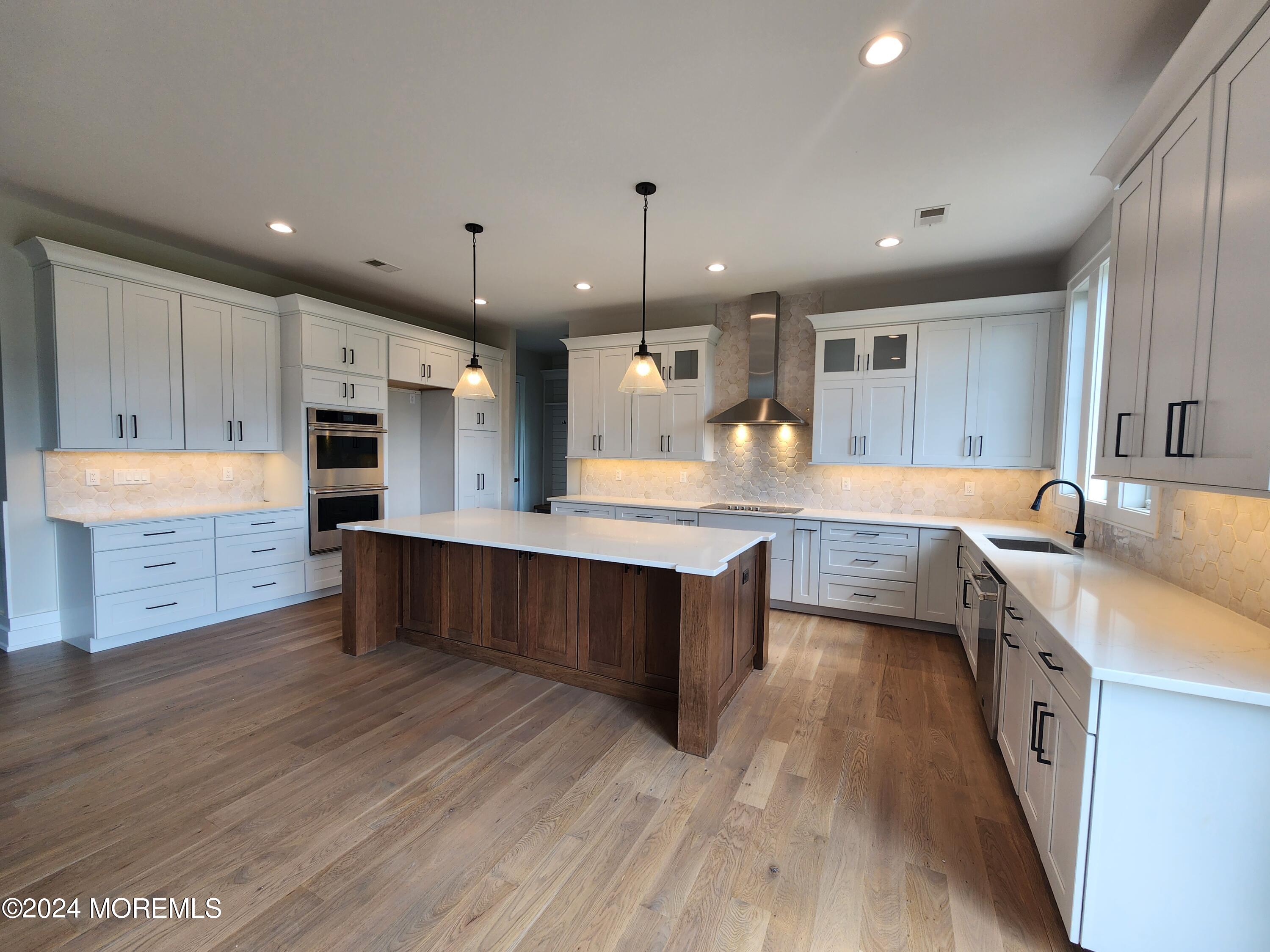 58 Middletown Road Holmdel, NJ 07733 - Photo 34 of 75 20240905_120344
