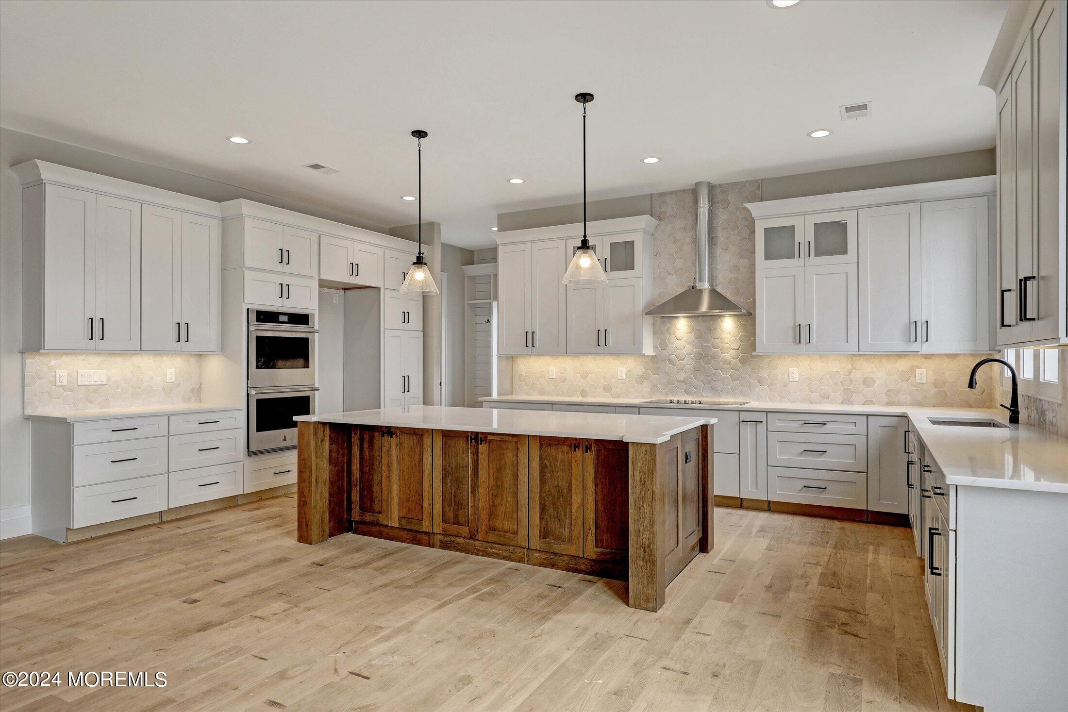58 Middletown Road Holmdel, NJ 07733 - Photo 52 of 75 20-Kitchen