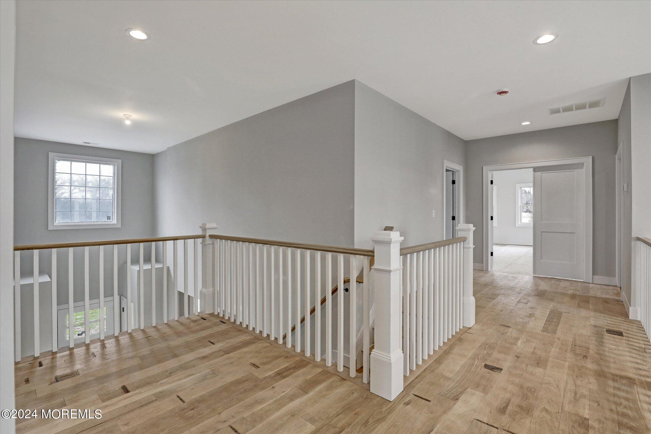 58 Middletown Road Holmdel, NJ 07733 - Photo 59 of 75 27-Upper Hallway