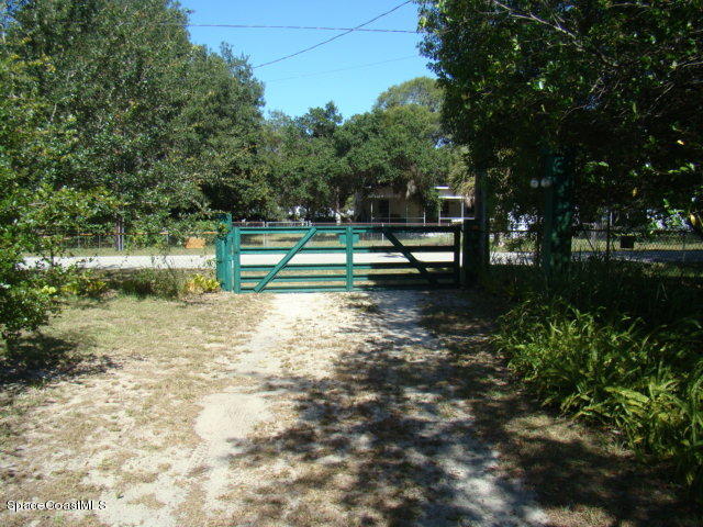 3434 Brevard Road Mims, FL 32754 - Photo 8 of 46 3434 Brevard Rd (47)