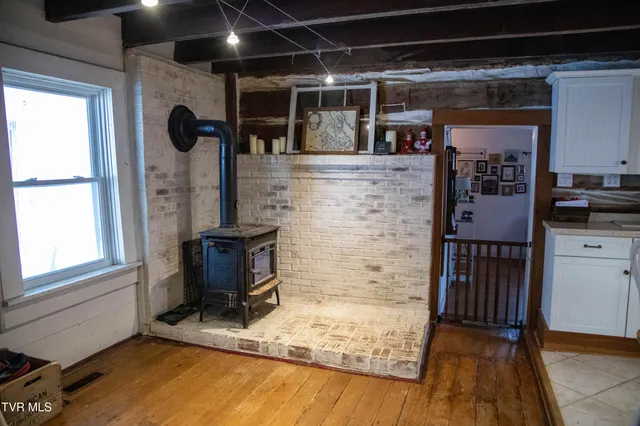 $369,900 | 20217 Shadowood Circle, Meadowview, VA 24361