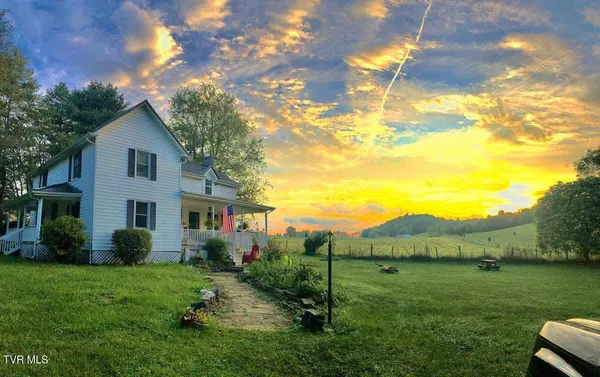 $369,900 | 20217 Shadowood Circle, Meadowview, VA 24361
