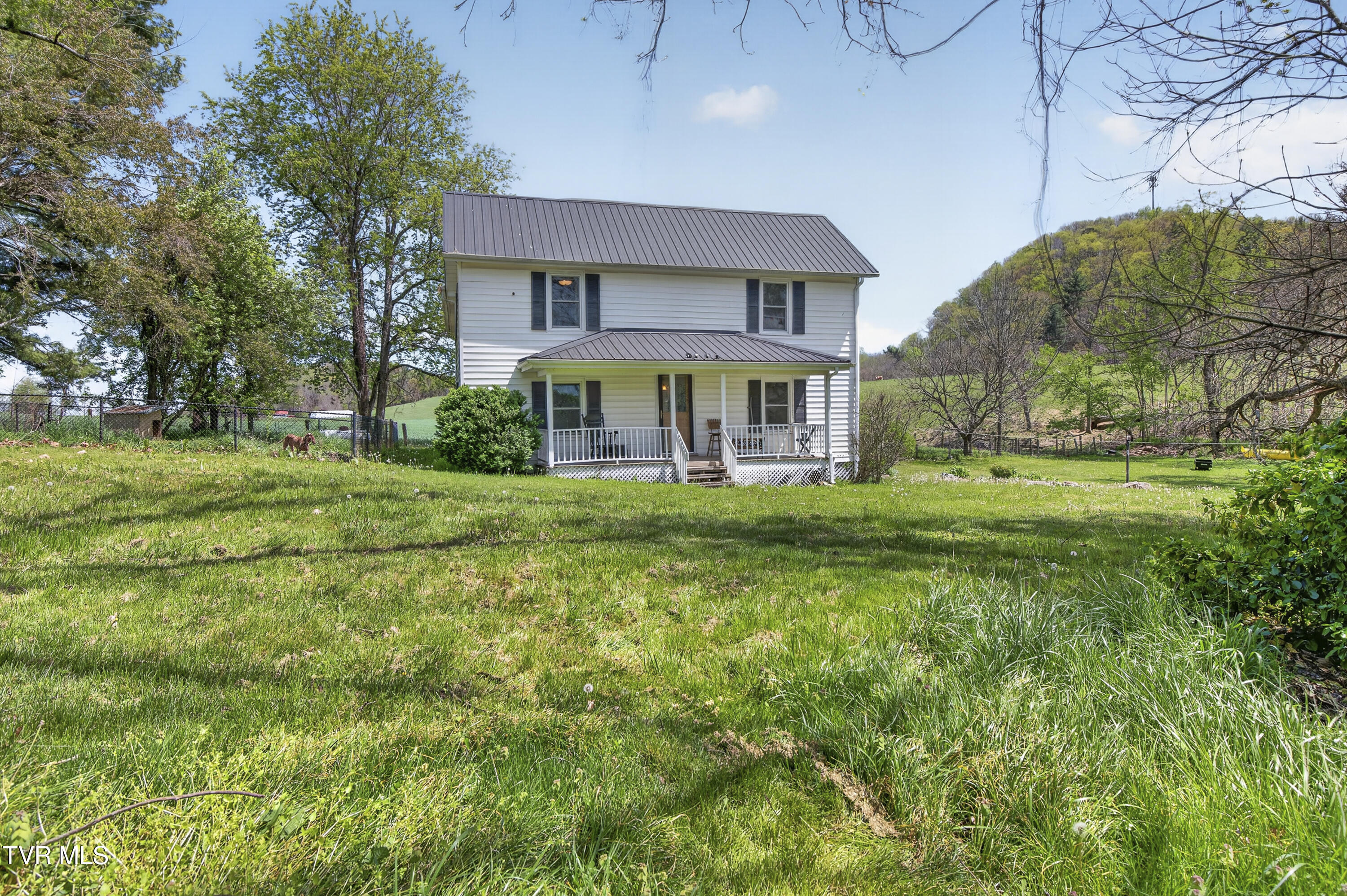 20217 Shadowood Circle Meadowview, VA 24361 - Photo 53 of 69 20217-Shadowwood-Circle-Meadowview-VA Cy