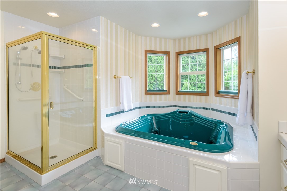 4341 Cooper Point Road Northwest Olympia, WA 98502 - Photo 20 of 25 Gallery Image 20