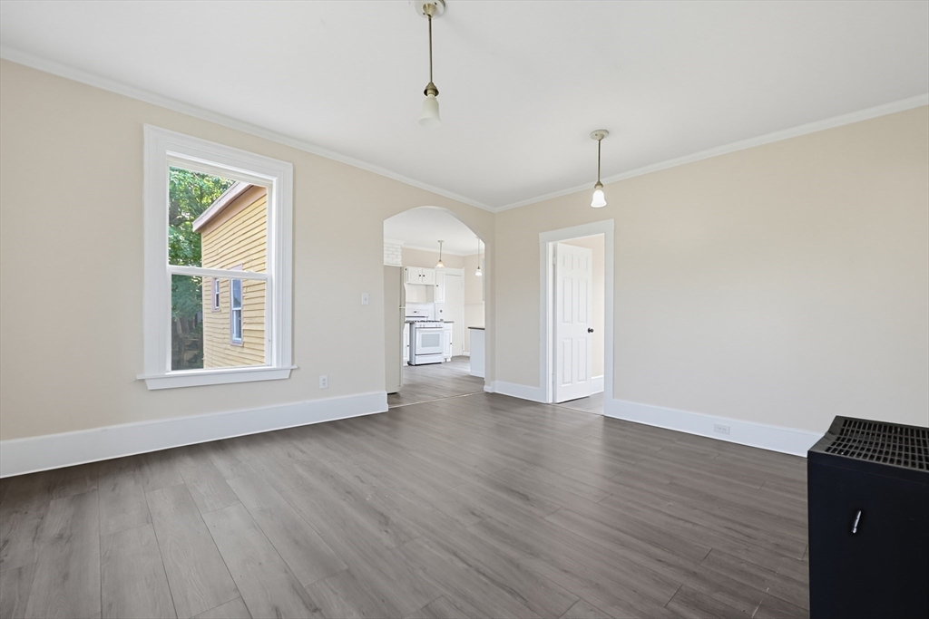 230 Pleasant Street Worcester, MA 01609 - Photo 29 of 41
