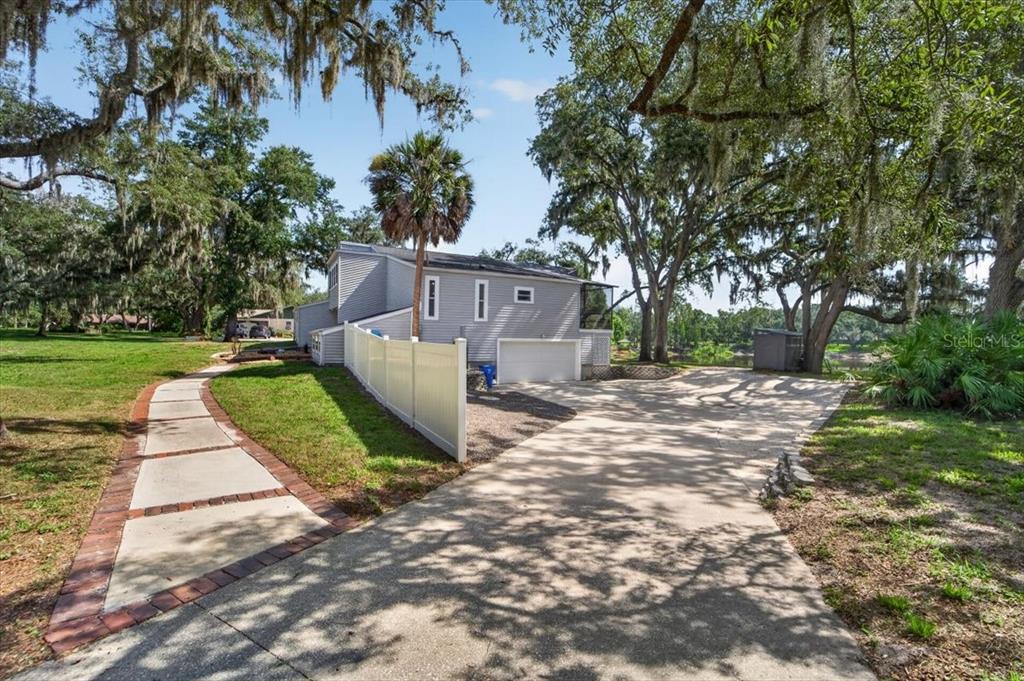 11302 Sandpine Road Riverview, FL 33569 - Photo 7 of 81