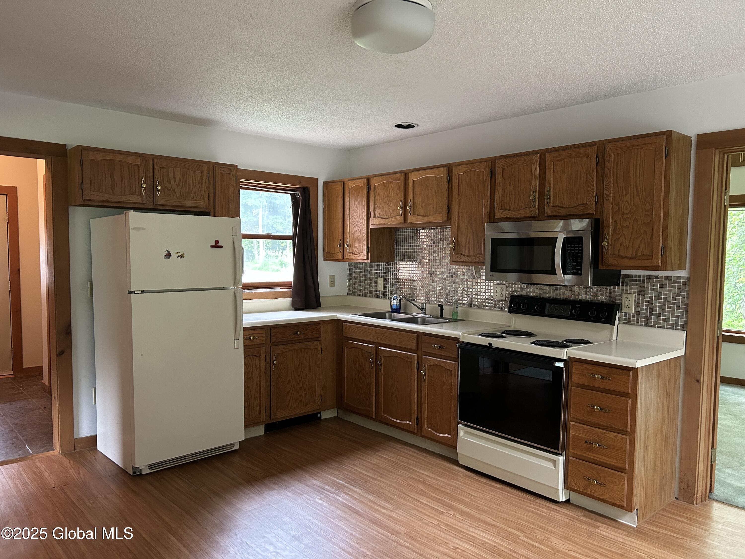 11 Ridgecrest Way Hampton, NY 12887 - Photo 13 of 39 11 ridgecrest kit