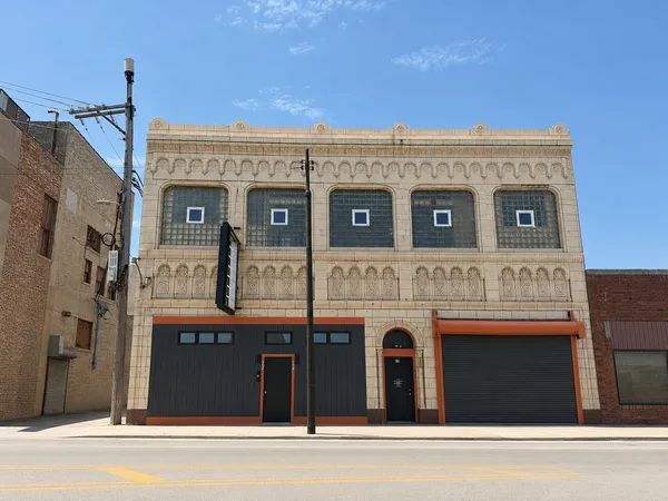 $1,000 | 24 North Pulaski Road, Unit 1F, Chicago, IL 60624