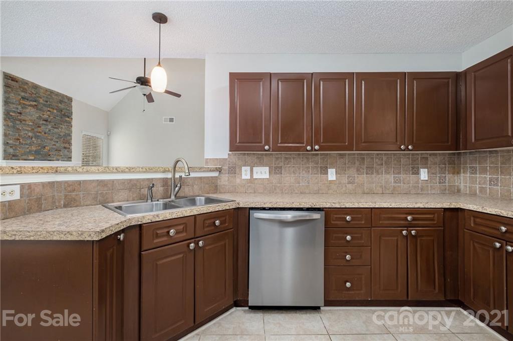 113 Royalton Road Mooresville, NC 28115 - Photo 4 of 36