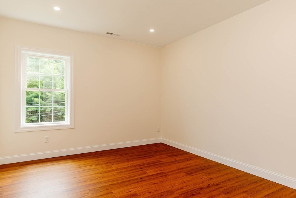 150 State Road East, Unit 6 Westminster, MA 01473 - Photo 4 of 11 Gallery Image 4
