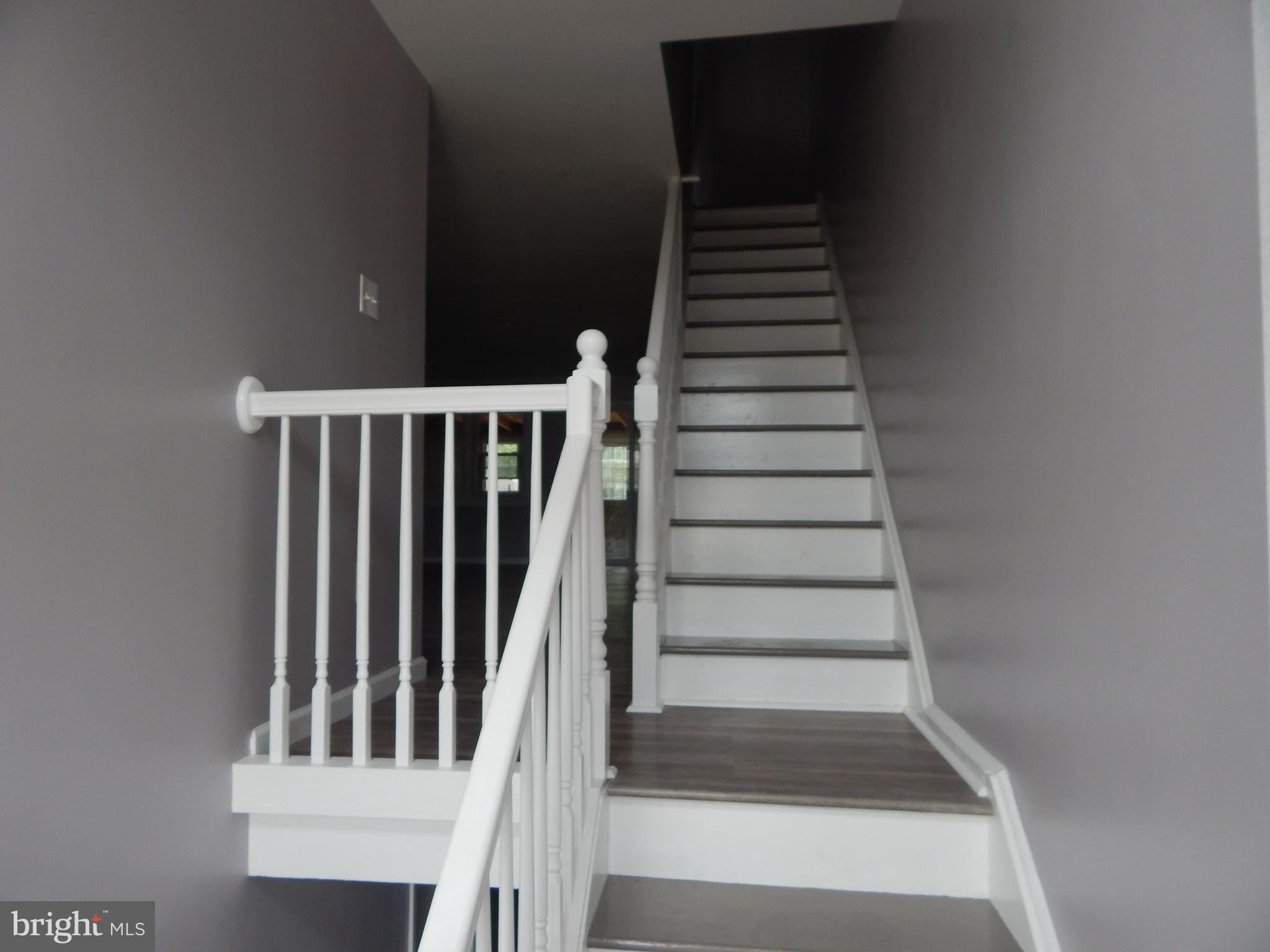 4105 Farmdale Road Philadelphia, PA 19154 - Photo 24 of 28 Foyer